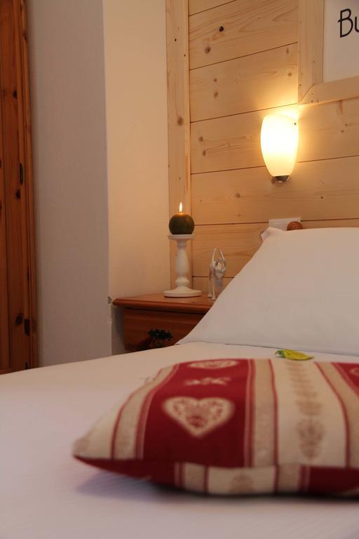 Garni Valdan Hotell Falcade Eksteriør bilde