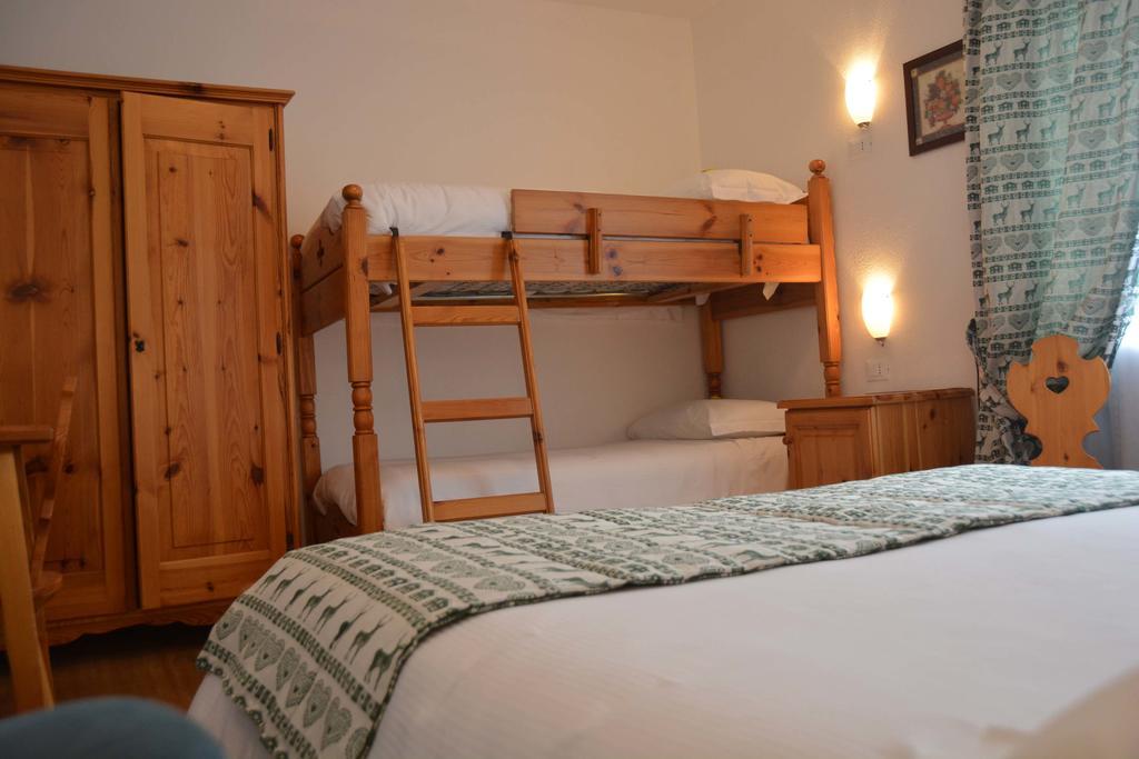 Garni Valdan Hotell Falcade Eksteriør bilde