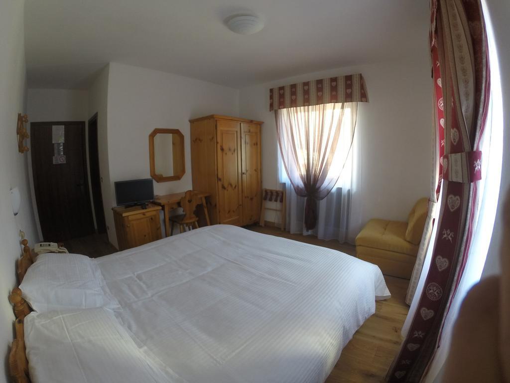 Garni Valdan Hotell Falcade Rom bilde